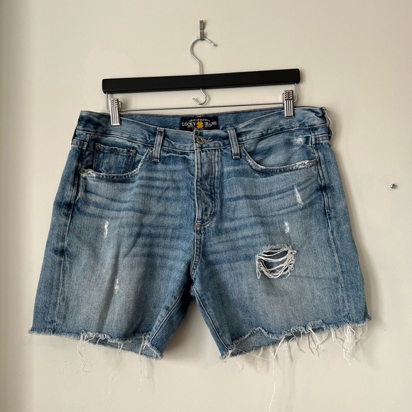 Lucky Brand Mid-Rise Distressed Jean Shorts - Size 31 - Picture 1 of 2